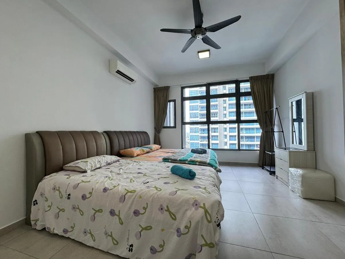 2R2B Atlantis L31 Melaka-5Pax Apartment Malacca