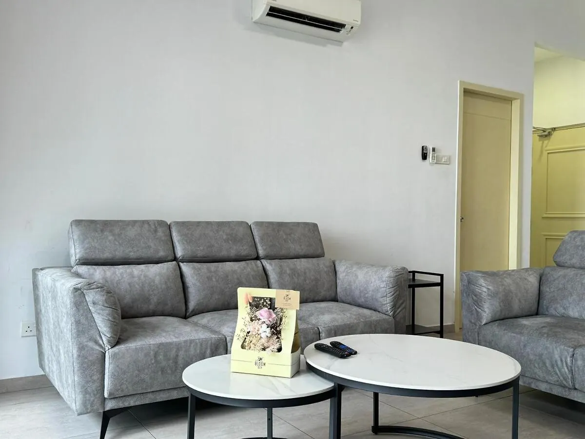 2R2B Atlantis L31 Melaka-5Pax Apartment Malacca