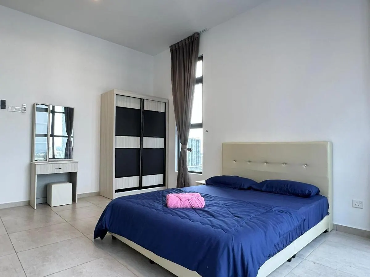 2R2B Atlantis L31 Melaka-5Pax Apartment  Malacca